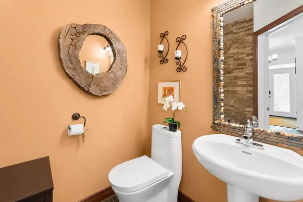 52 Kings Landing Private, Glebe - Ottawa East And Area, ON K1S 5P8