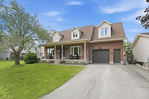 13 Poole Creek CRES, Stittsville - Munster - Richmond, ON K2S 1T6