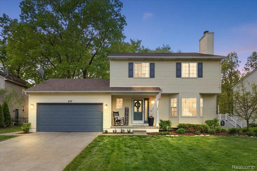 457 Cove View DR, Waterford Twp, MI 48327