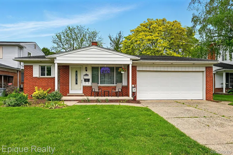 14846 Lakewood DR, Plymouth Charter Township, MI 48170