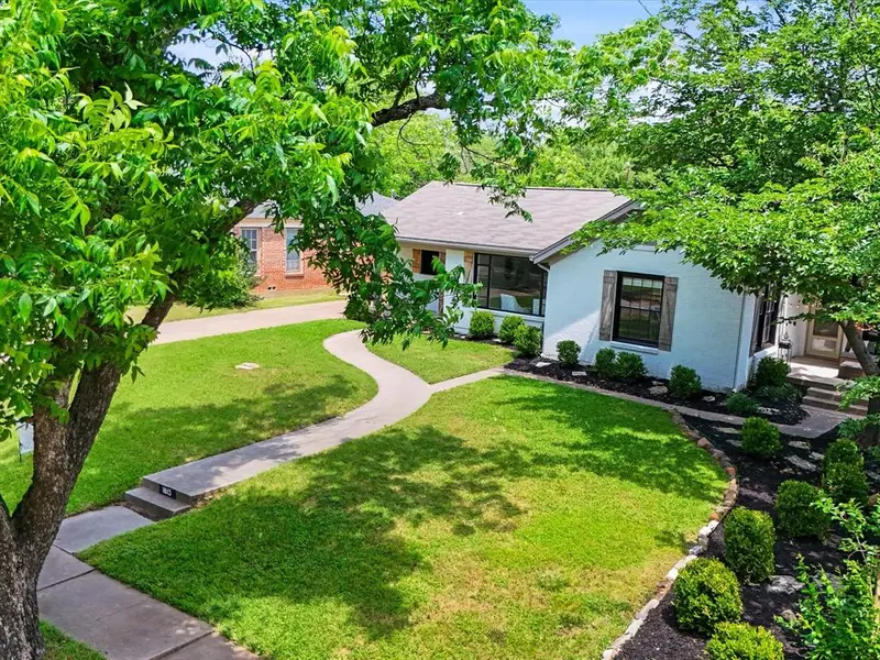 1813 Martel Avenue, Fort Worth, TX 76103