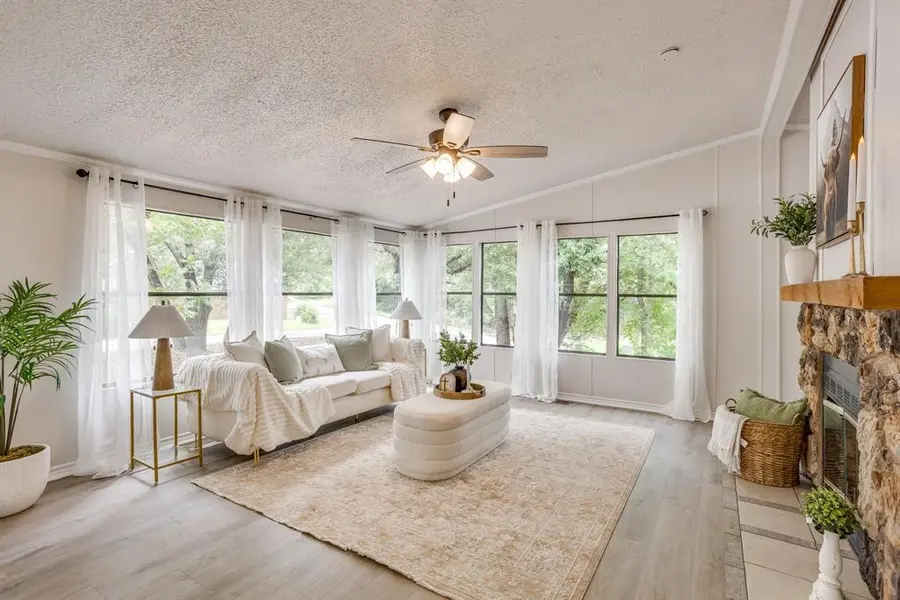 2600 Houston Court, Granbury, TX 76048