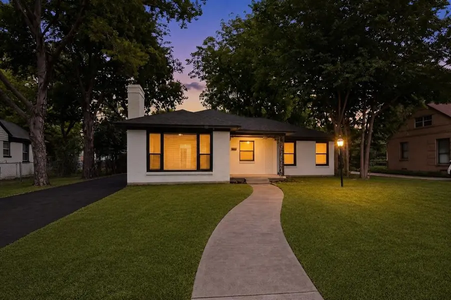 6025 Fairway Avenue, Dallas, TX 75227