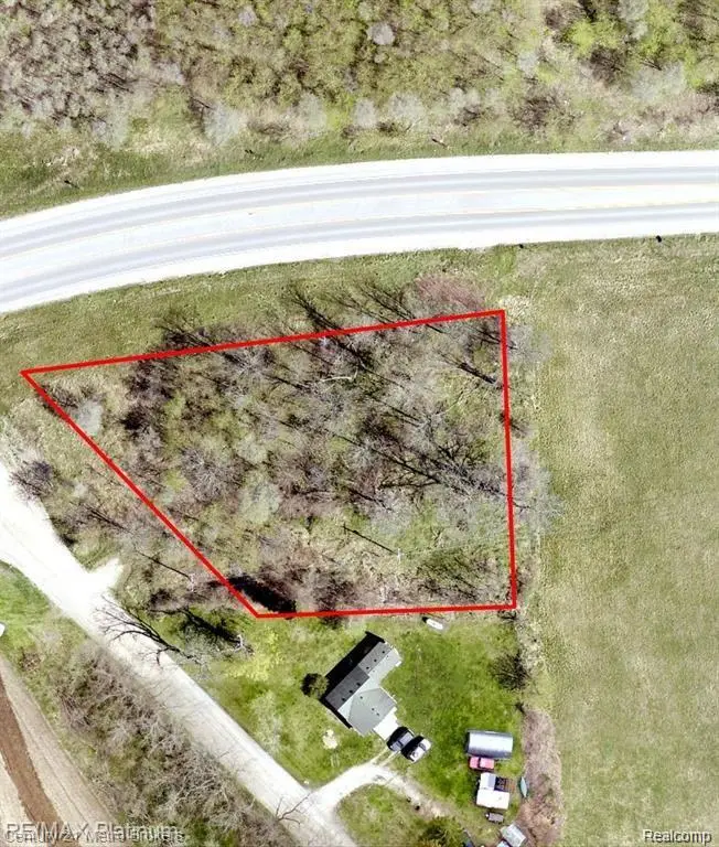 4612 GRANGE HALL RD, Holly Twp, MI 48442