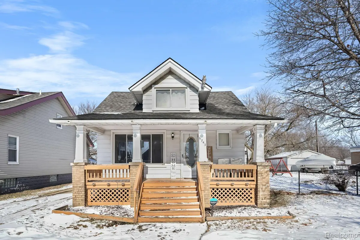 6743 MEADOW AVE, Warren, MI 48091