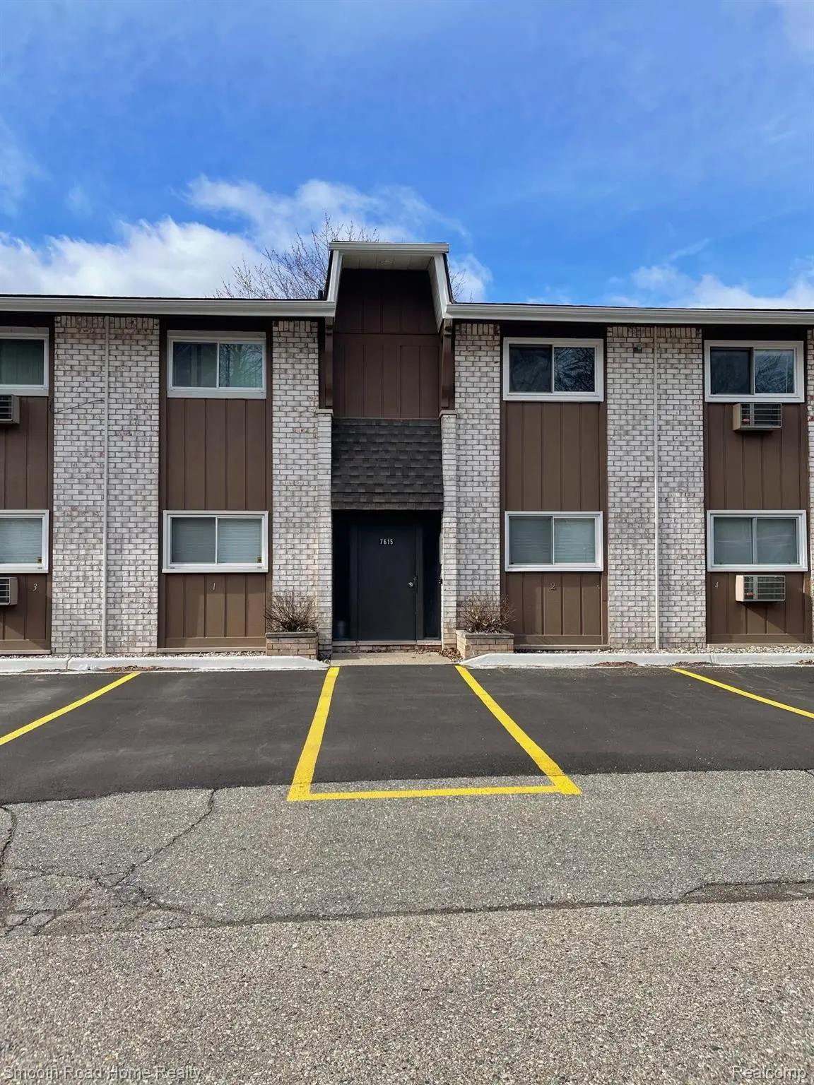 7615 WOODVIEW ST #4, Originalcity, MI 48185