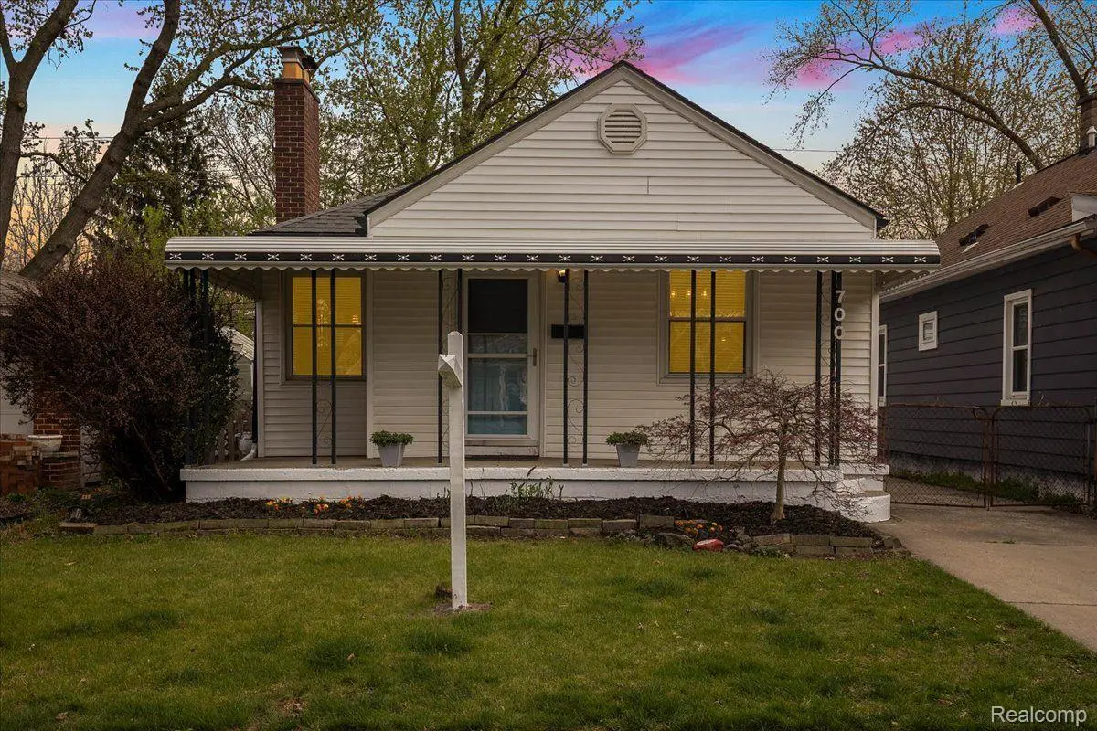 700 SILMAN ST, Ferndale, MI 48220