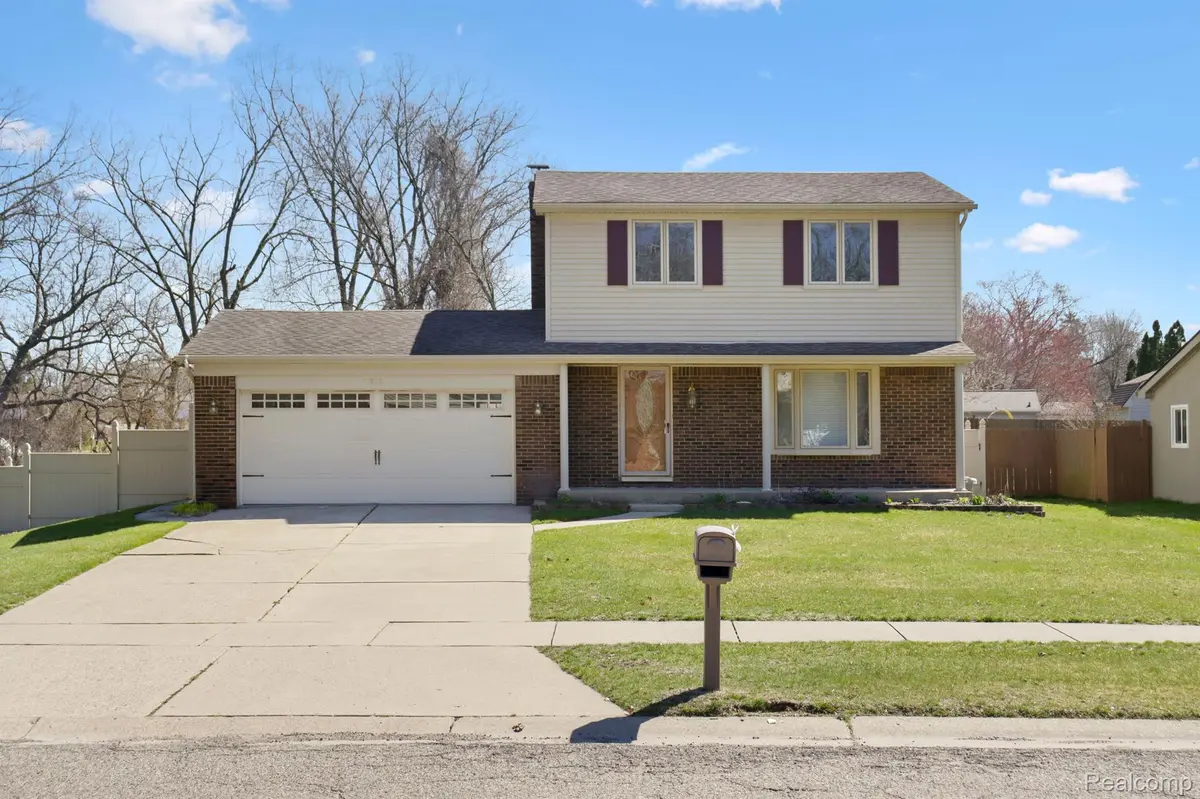 2878 BURGESS HILL DR, Waterford Twp, MI 48329