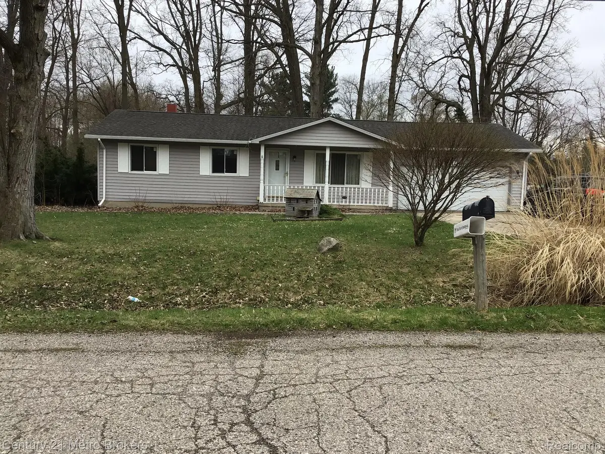 4424 Mollwood, Burton, MI 48506