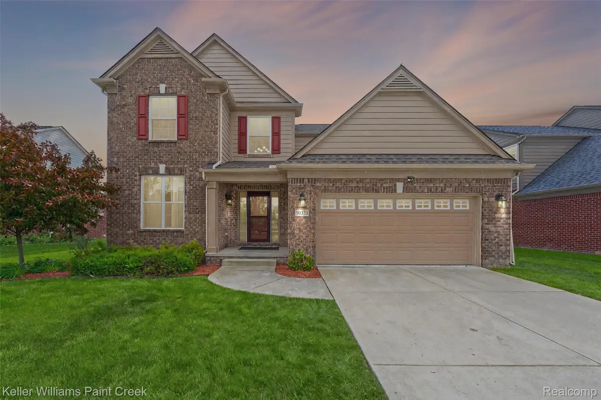 50323 WOODFORD DR S, Canton Twp, MI 48188
