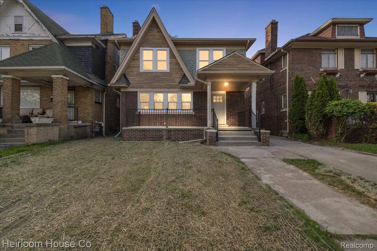 3040 BURLINGAME ST, Detroit, MI 48206