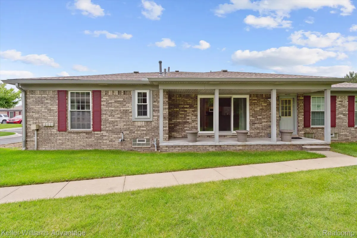48727 Aberdeen CT, Utica, MI 48315