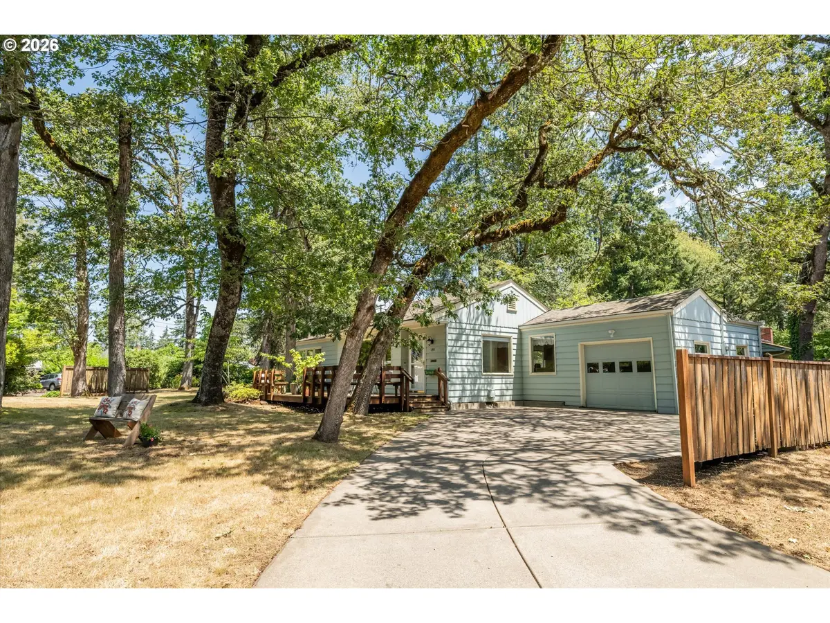 190 W 36TH AVE, Eugene, OR 97405