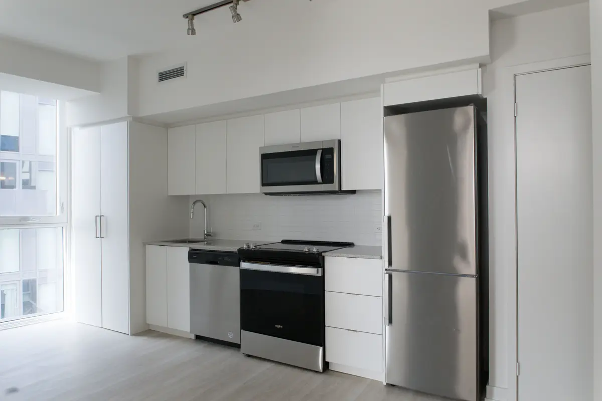 30 Tretti WAY #1111, Toronto C06, ON M3H 0E3