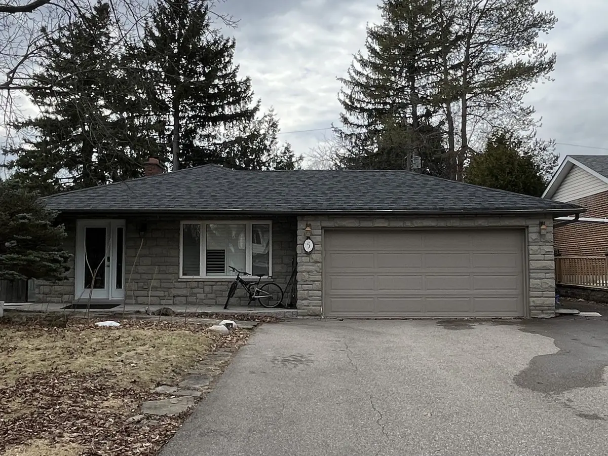 5 Southdale DR, Markham, ON L3P 1J6