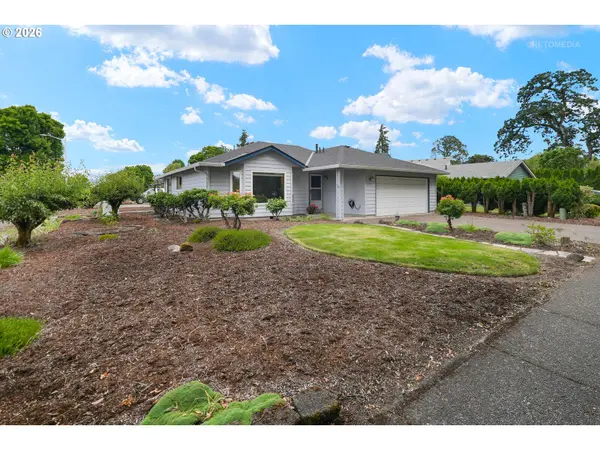 462 NE 24TH AVE, Hillsboro, OR 97124