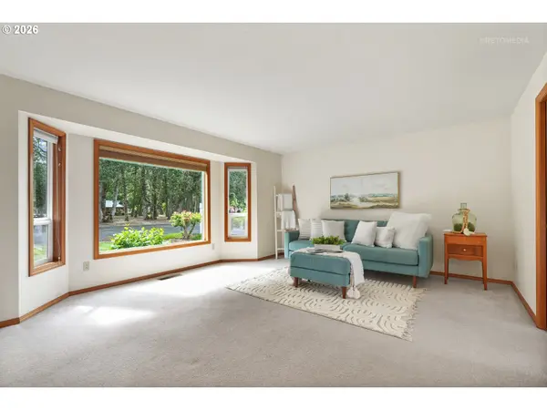 462 NE 24TH AVE, Hillsboro, OR 97124