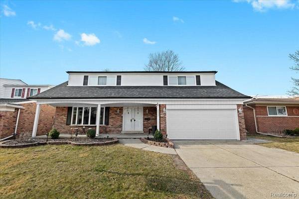 20324 Edmunton ST, St. Clair Shores, MI 48080