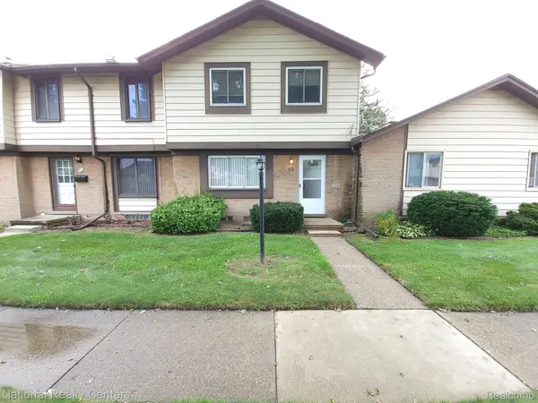 8401 18 MILE RD #23, Sterling Heights, MI 48313
