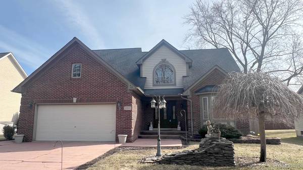 23928 HAYNES ST, Farmington Hills, MI 48336