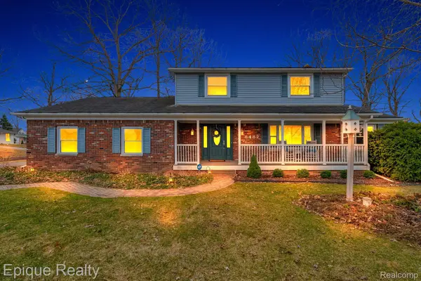 8482 BELLE BLUFF DR, Grand Blanc Twp, MI 48439