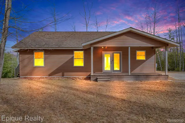 241 DENNY LN, Mills Twp, MI 48610