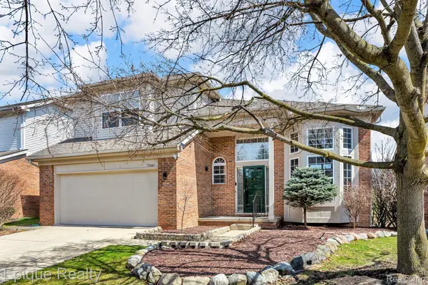 3087 Silverbrook DR, Oakland Twp, MI 48306