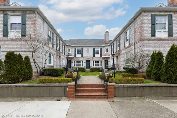 43 CRANFORD LN, Grosse Pointe, MI 48230