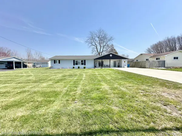 12293 TORREY RD, Fenton Twp, MI 48430