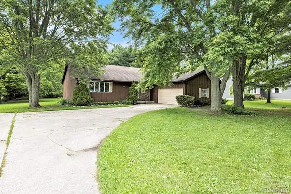 4144 BONISTEEL RD,  Fort Gratiot Twp,  MI 48059