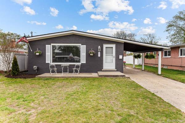 451 DARWIN ST, Westland, MI 48186