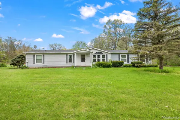 19074 SUMPTER RD, Sumpter Twp, MI 48111
