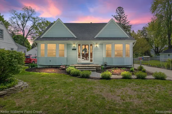 1449 WESTLAWN ST, Mt. Clemens, MI 48043