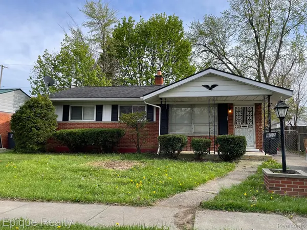 902 DELL AVE, Flint, MI 48507