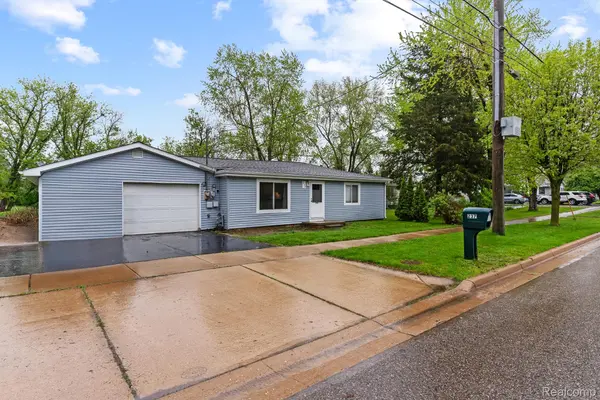 237 S EAST ST, Fowlerville Vlg, MI 48836