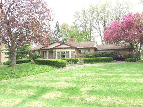 5539 RAVEN RD,  Bloomfield Twp,  MI 48301