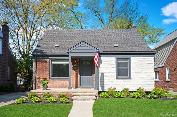 3023 N Vermont AVE, Royal Oak, MI 48073