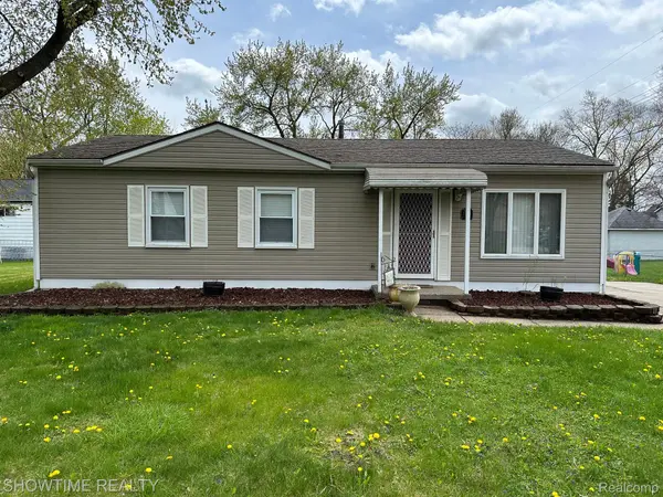 27325 BYRON ST, Southfield, MI 48033