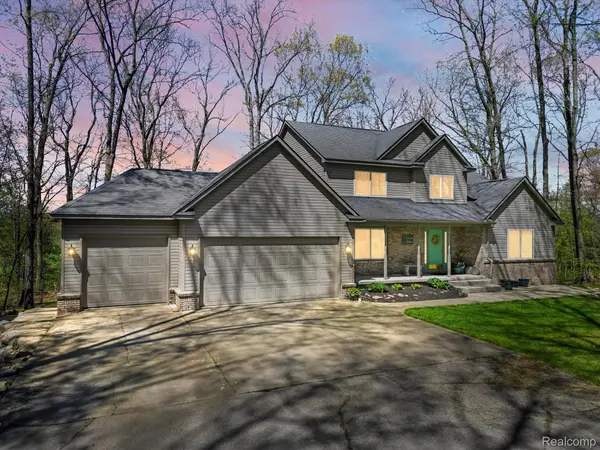 7111 TUCKER RD, Groveland Twp, MI 48442