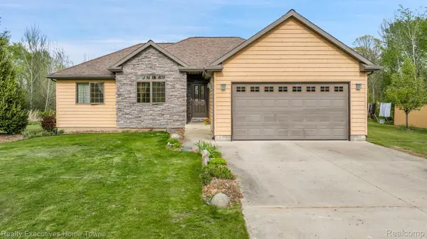 1050 WALES RIDGE RD, Wales Twp, MI 48027