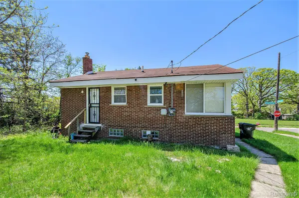 20322 CHARLESTON ST, Detroit, MI 48203