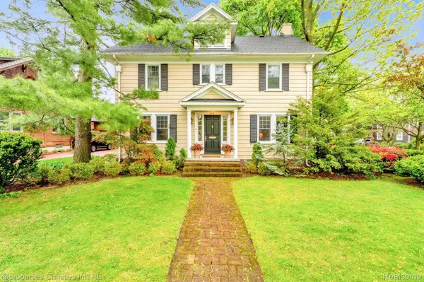 1016 KNOX ST, Birmingham, MI 48009