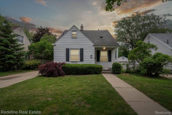 1976 Bacon AVE, Berkley, MI 48072
