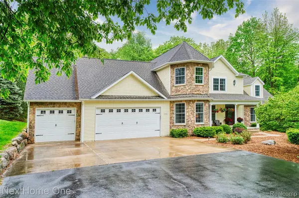 17351 Timber CRK, Rose Twp, MI 48442