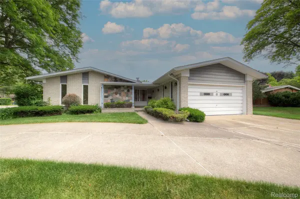 16191 Erin, Fraser, MI 48026