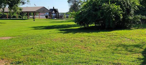 208 Optimist Road, Springtown, TX 76082
