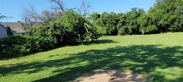 208 Optimist Road, Springtown, TX 76082
