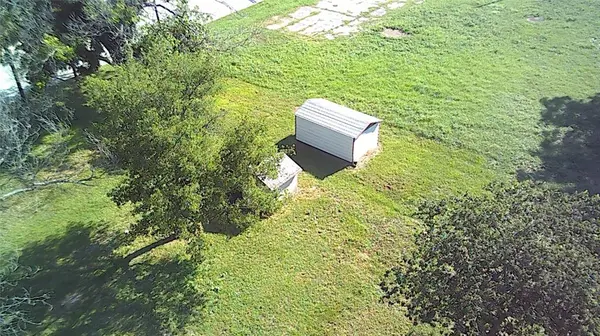 209 E 1st Street, Springtown, TX 76082