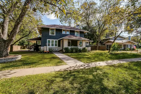 415 Featherston Street, Cleburne, TX 76033