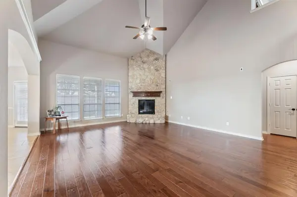 808 Goose Court, Forney, TX 75126
